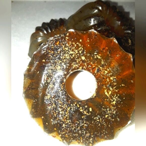 Handcrafted Honey and Matcha doughnut shaped soap bar 1pc - Picture 3 of 12